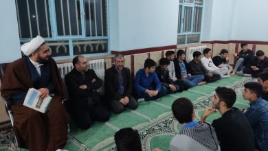 جلسه آموزشی با محوریت نماز در شهرستان خداآفرین برگزار شد