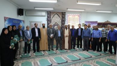 جلسه تجلیل از فعالان و بهترین های اقامه نماز در شرکت برق منطقه ای استان سمنان