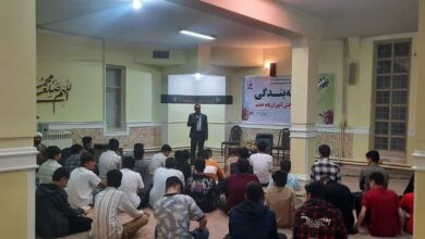 جشن تکلیف دانش آموزان پایه‌ی هشتم مرکز تیزهوشان شهر ایلام برگزار شد