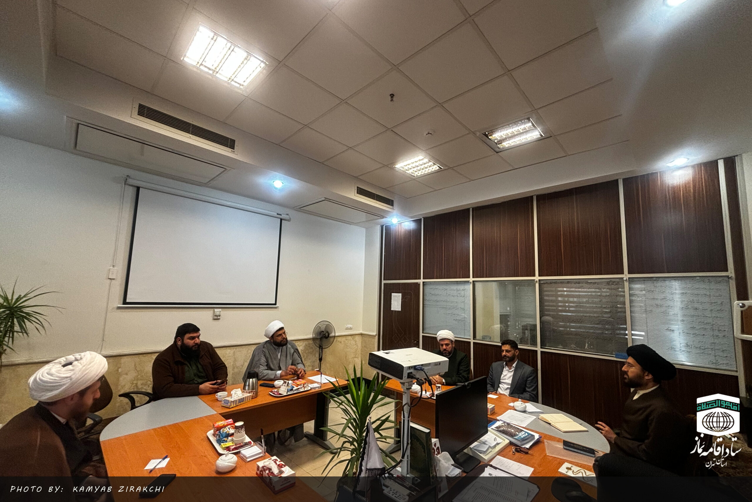 نشست سرپرست ستاد اقامه نماز با معاون بسیج مساجد و محلات سپاه تهران بزرگ برگزار شد.