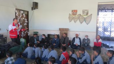 دوشنبه های نمازی استان یزد در مدرسه مهدوی نیا