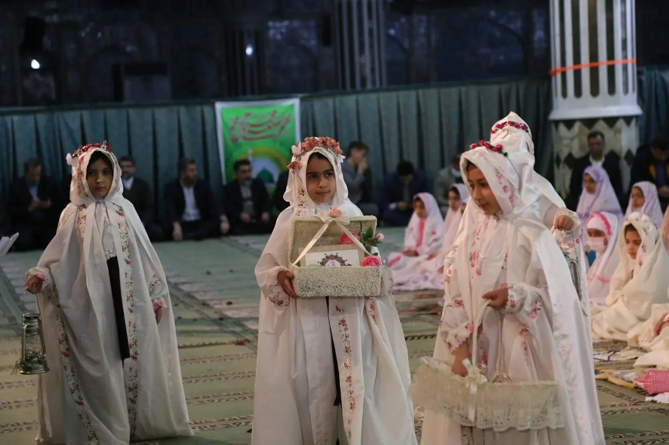 گزارش تصویری مراسم جشن تکلیف دانش آموزی در مصلی امام خمینی(ره) شهرکرد
