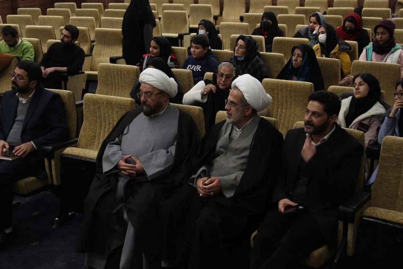 نویسندگان مددجوی کمیته امداد