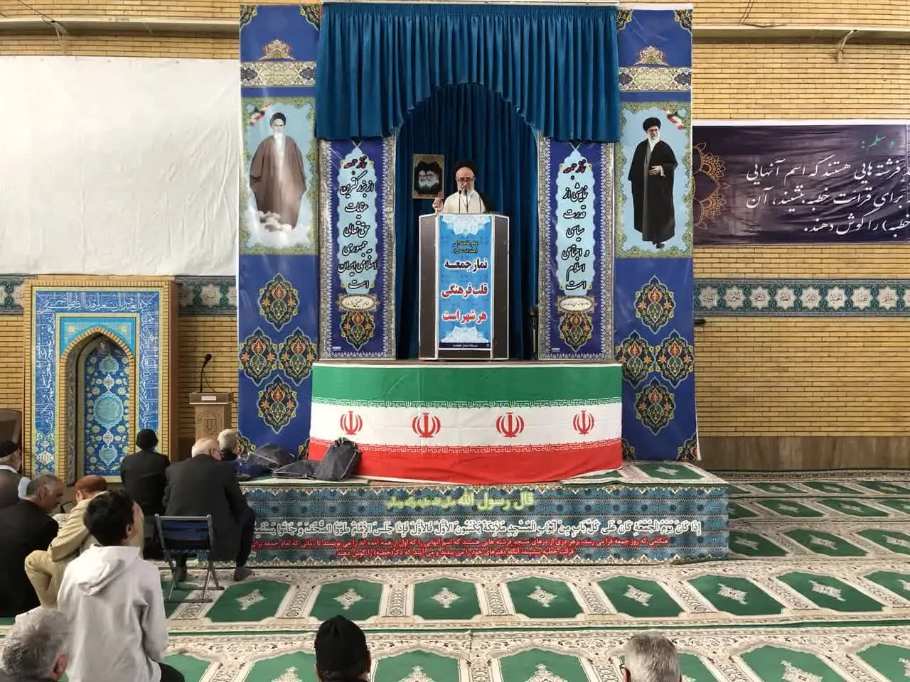 اقامه نماز جمعه شهرستان رفسنجان توسط دبیر اقامه نماز شهرستان