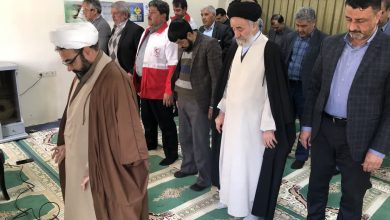 اقامه نماز وحدت بخش ادارات شهرستان رفسنجان در فرمانداری شهرستان