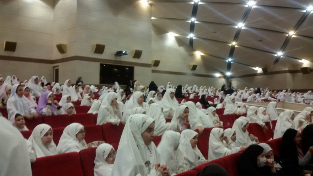 جشن تکلیف 1500 دانش آموز دختر مقطه ابتدایی مشهدی