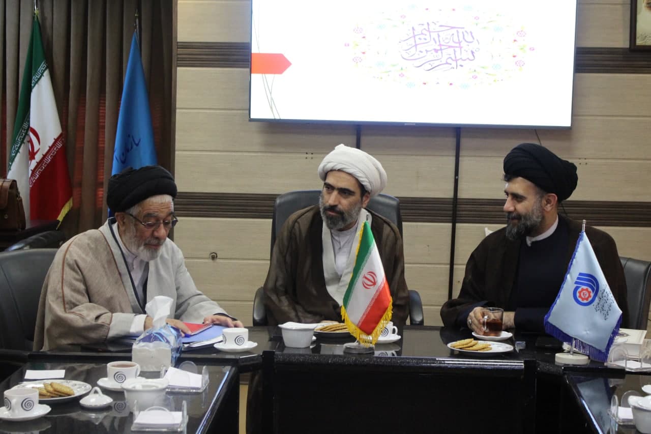 جلسه شورای اقامه نماز اداره کل آموزش فنی و حرفهای