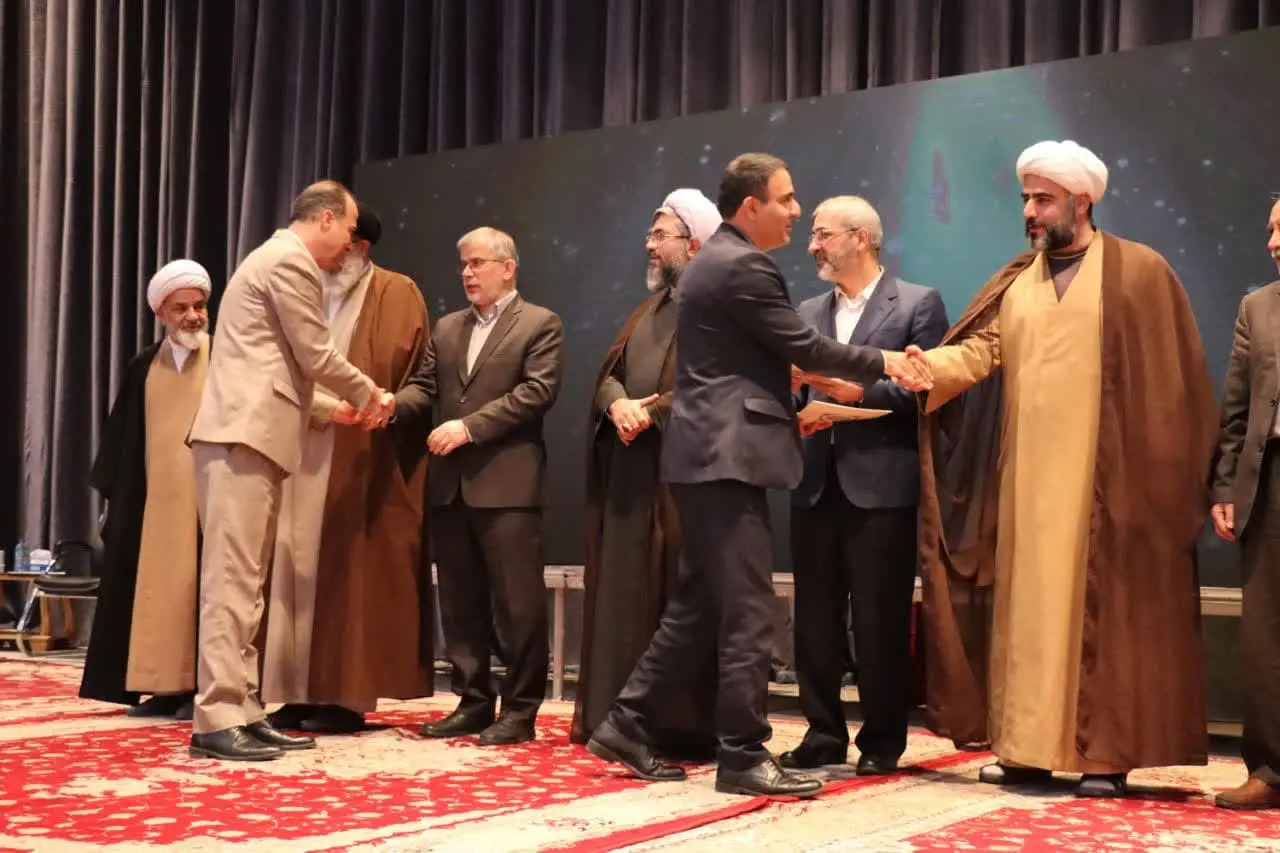 اجلاسیه نماز استان البرز برگزار شد
