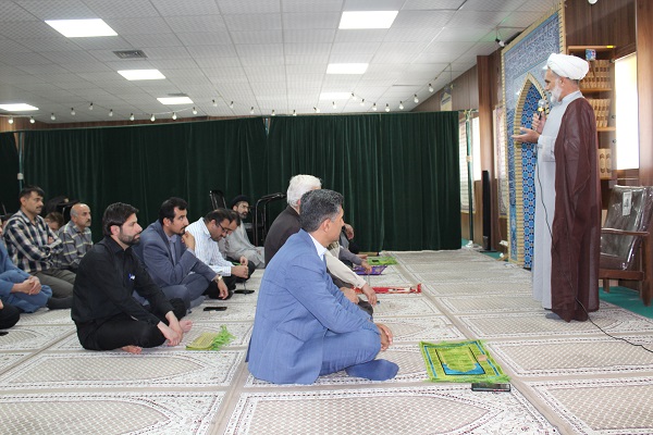 دوره آموزشی توسعه فرهنگ نماز اداره پست استان فارس
