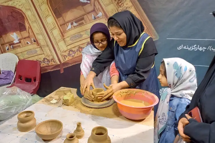 آیین گشایش نمایشگاه "بوستان شور زندگی" در گرگان