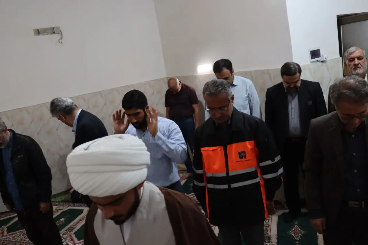 بازدید از مجتمع های خدمات رفاهی و مساجد و نمازخانه های بین راهی گلستان