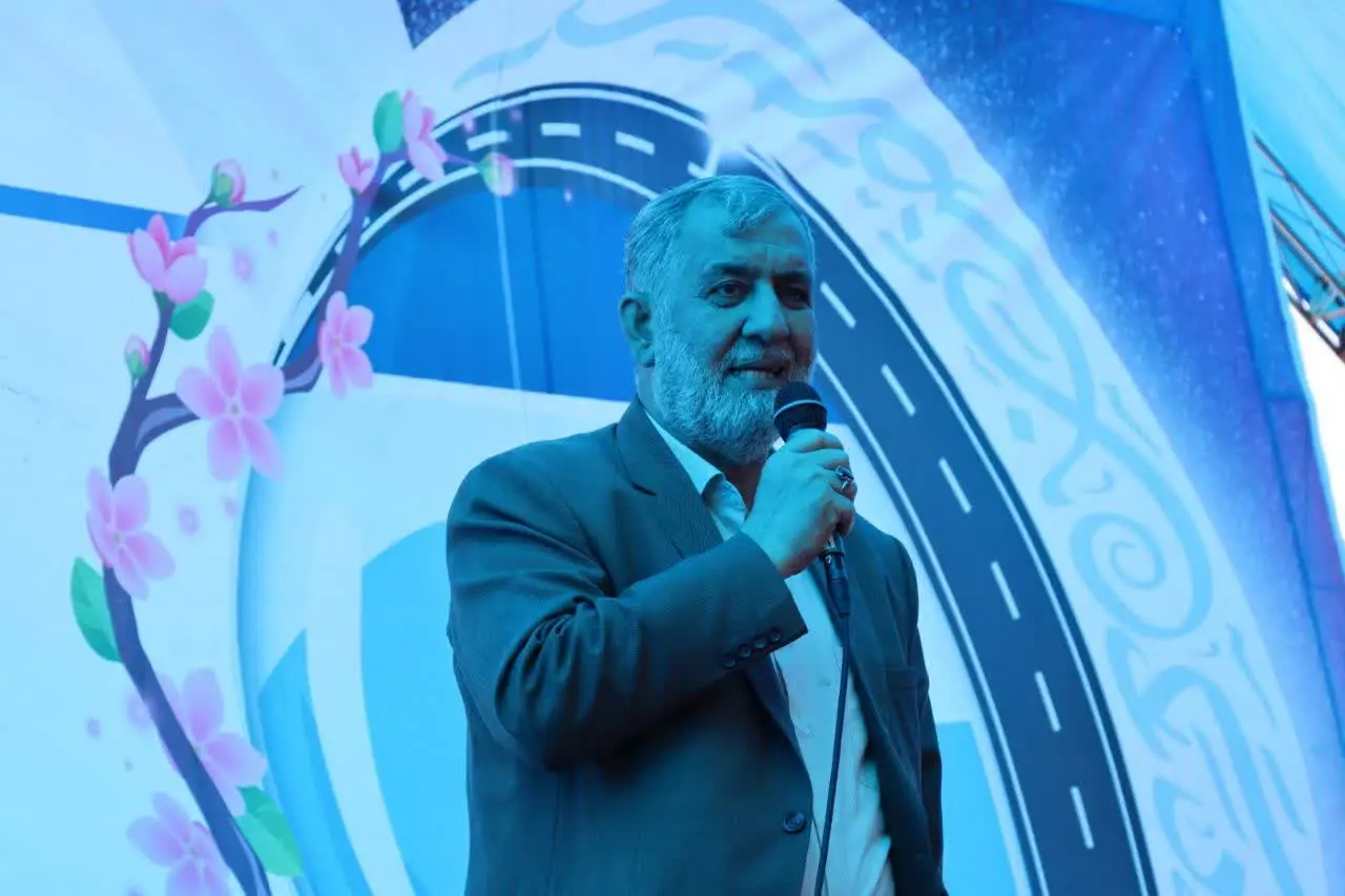 بازدید از مجتمع های خدمات رفاهی و مساجد و نمازخانه های بین راهی گلستان