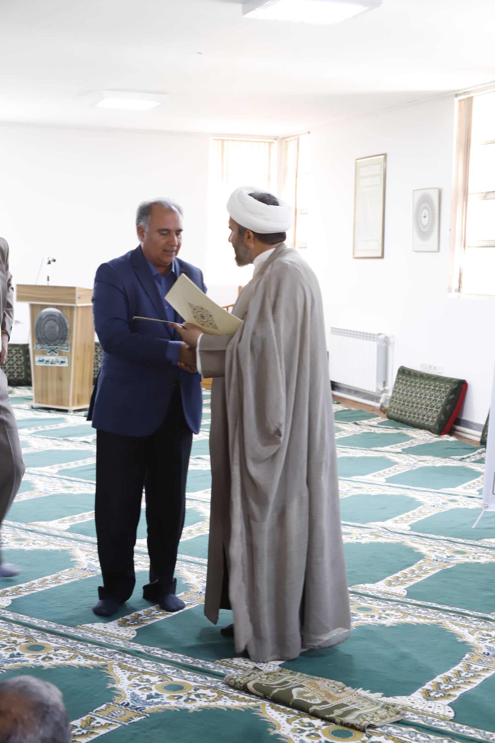 تقدیر ستاد اقامه نماز استان خراسان جنوبی از شهردار بیرجند