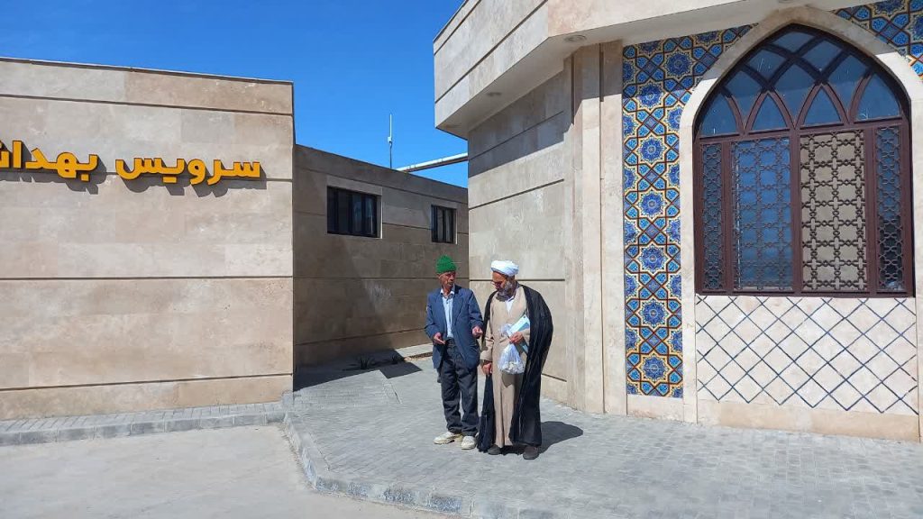 دبیران اقامه نماز شهرستان های استان از نمازخانه ها و مجتمع های میان راهی بازدید کردند