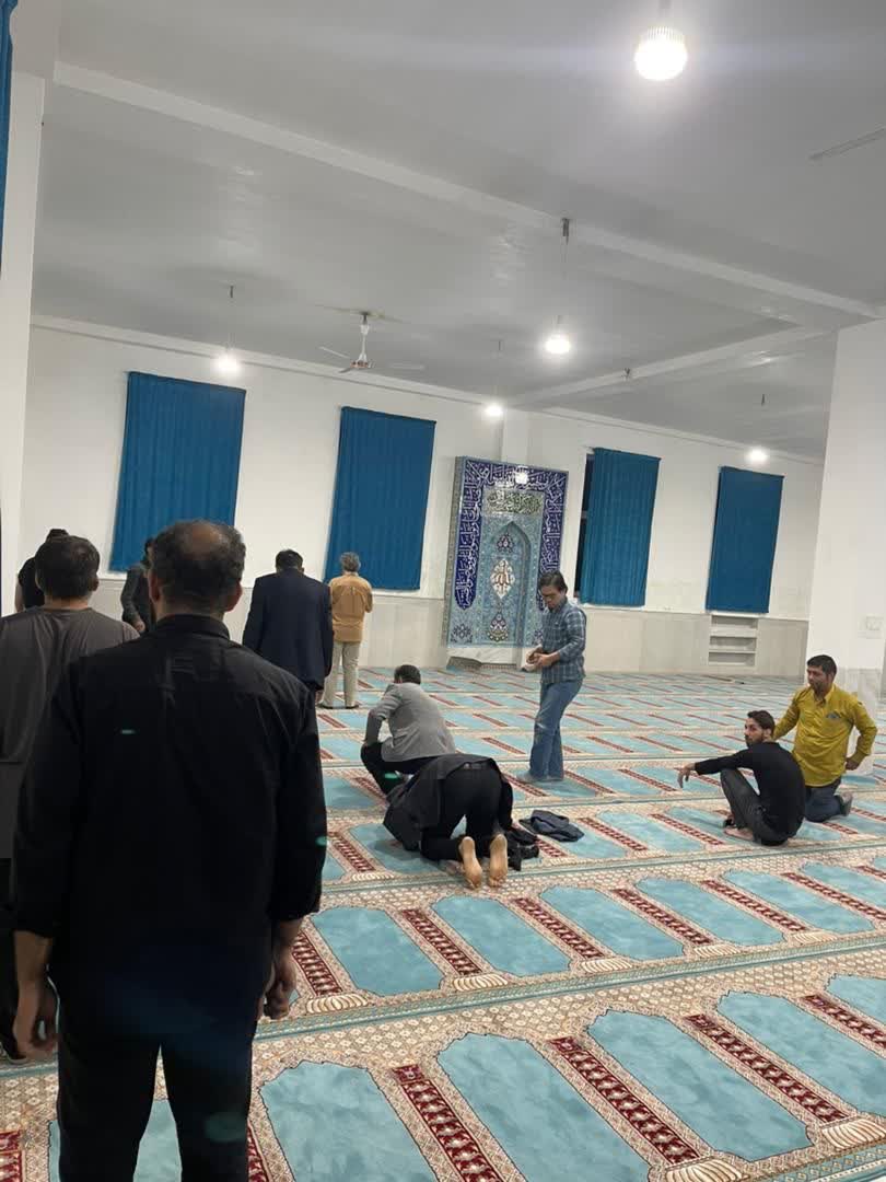 بازدید شبانه مدیر ستاد اقامه نماز استان سمنان از مسجد بین راهی حضرت ام البنین حدفاصل سمنان به دامغان