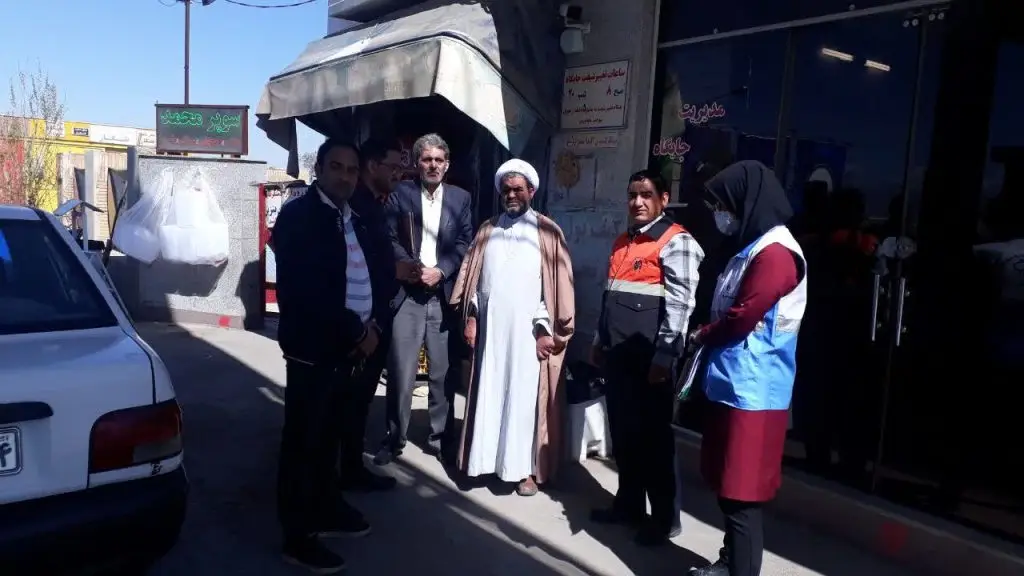 دبیران اقامه نماز شهرستان های استان از نمازخانه ها و مجتمع های میان راهی بازدید کردند