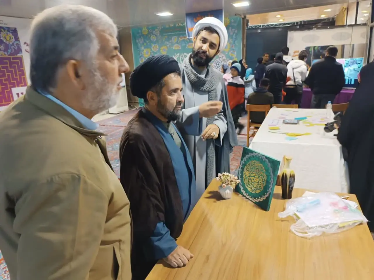بازدید مدیر بنیاد فرهنگی حضرت مهدی موعود(عج) از نمایشگاه مهدوی "مصیر"