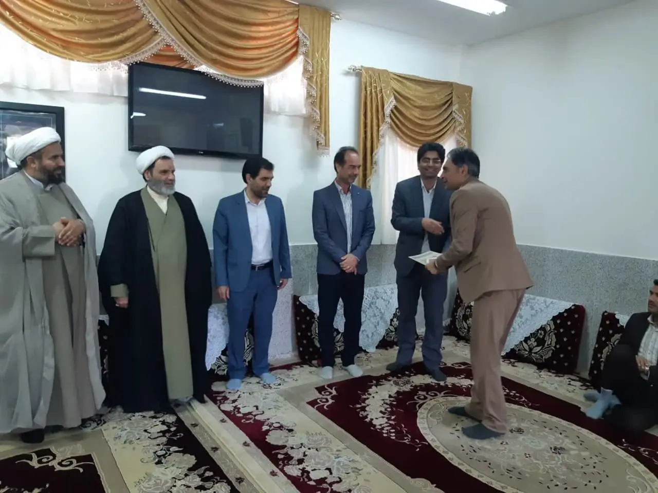فعالین نماز اداره کل دامزشکی استان تجلیل شدند