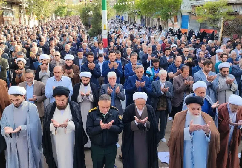 بازدید از نمازخانه های بین راهی شهرستان رزن باحضور دبیر اقامه نماز این شهرستان انجام گرفت