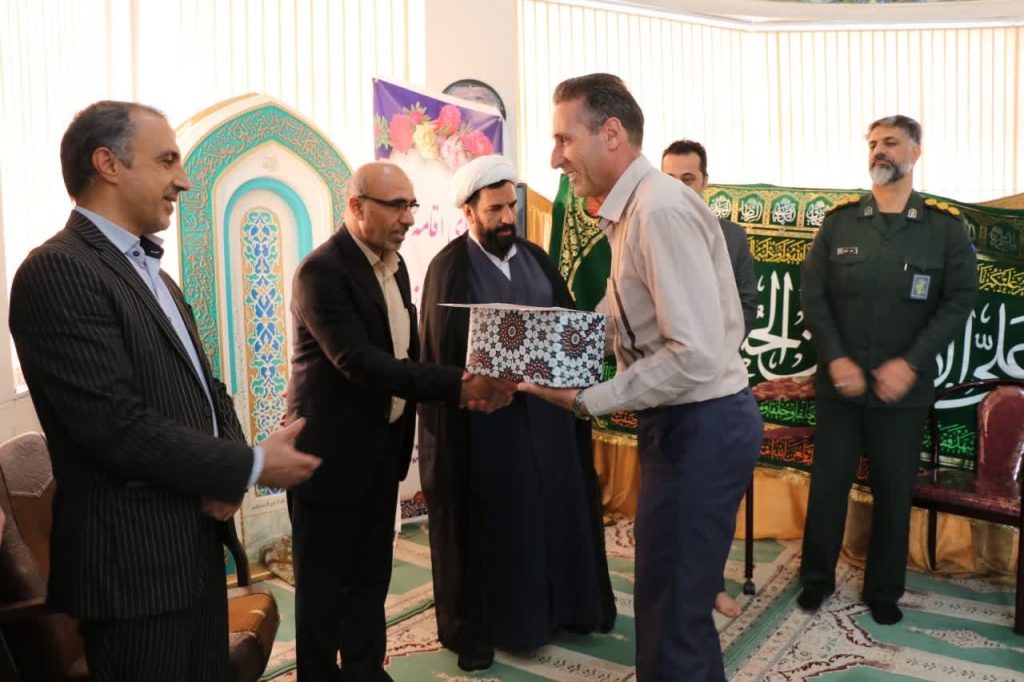 جلسه شورای اقامه نماز اداره کل ورزش و جوانان برگزار شد