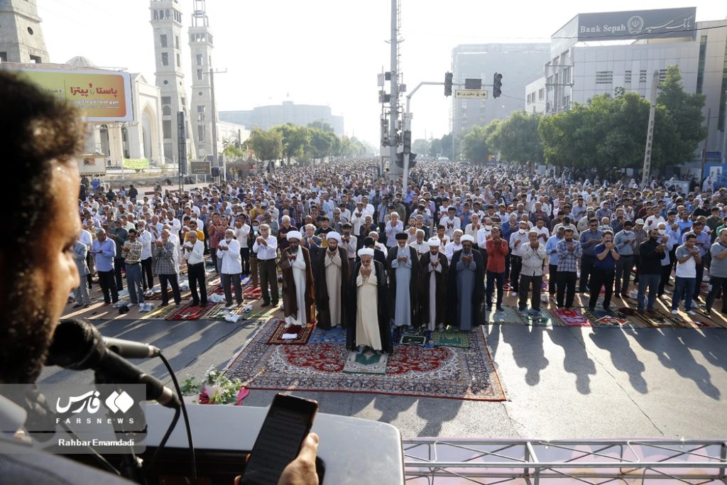 نماز عید فطر در استان هرمزگان اقامه شد