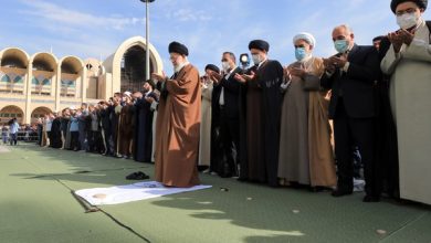اقامه نماز عید فطر به امامت رهبر انقلاب