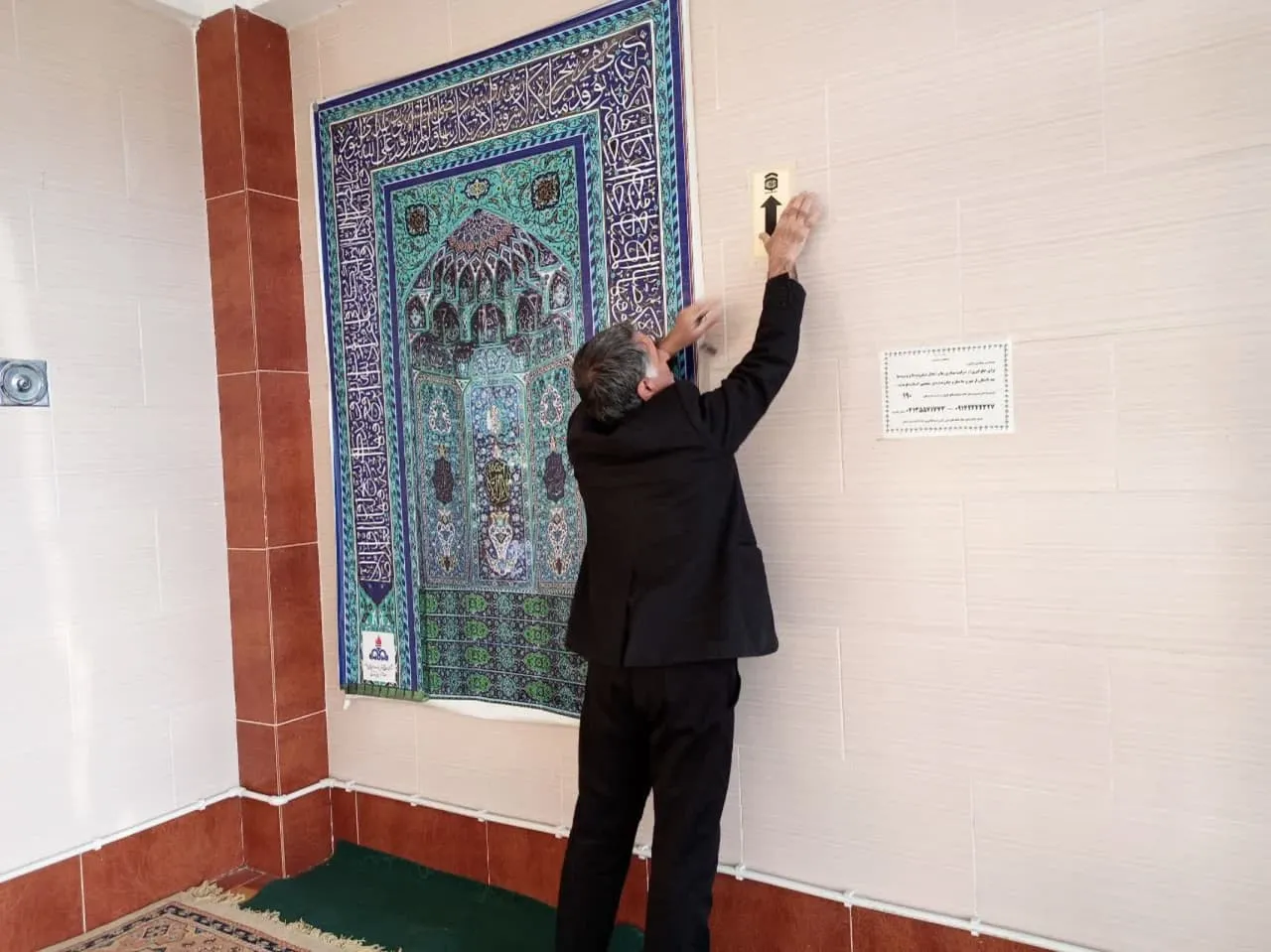 بازید دبیر شهرستان سراب از نماز خانه های بین راهی شهرستان سراب
