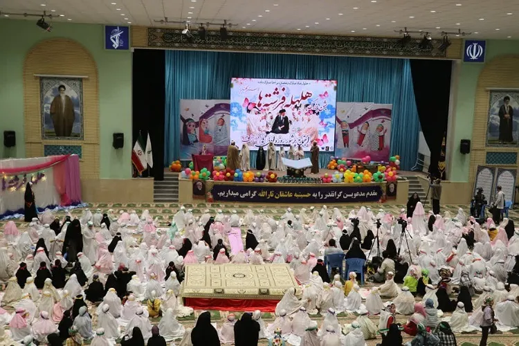 اقامه نماز جماعت روزه اولی ها در جشن هلهله فرشتگان در گرگان