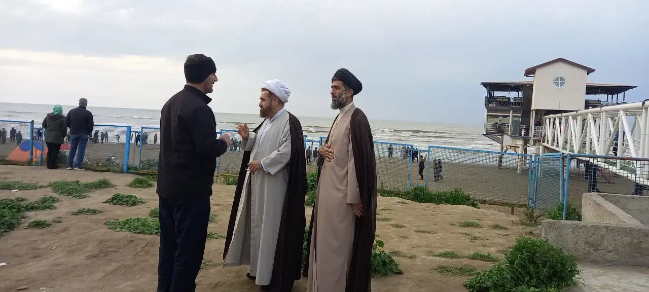 بازدید مدیر ستاد اقامه نماز مازندران از نماز خانه های ساحلی خزر آباد به بابلسر