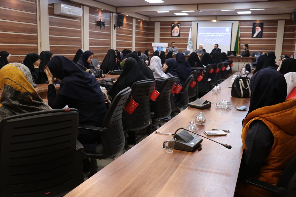 کارگاه آموزشی معارف نماز با حضور مدیر ستاد اقامه نماز خراسان رضوی ویژه خبرنگاران خبرگزاری پانا تشکیل شد