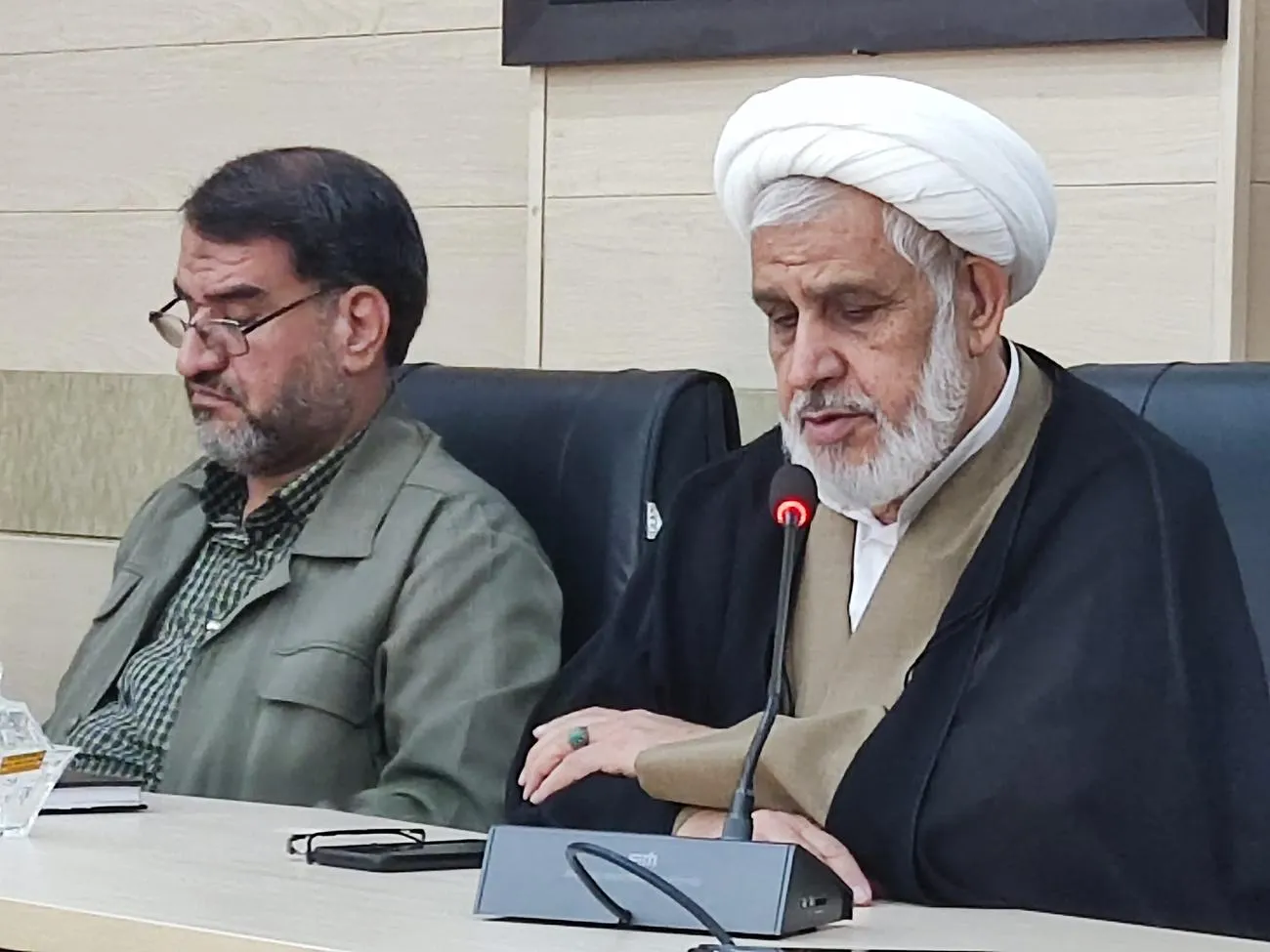 جلسه توجیهی اقامه نماز روسای مدارس سطح شهر کرمان