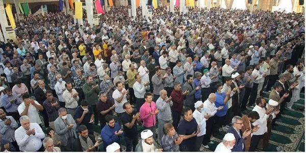 نماز عید سعید فطر در استان بوشهر اقامه شد