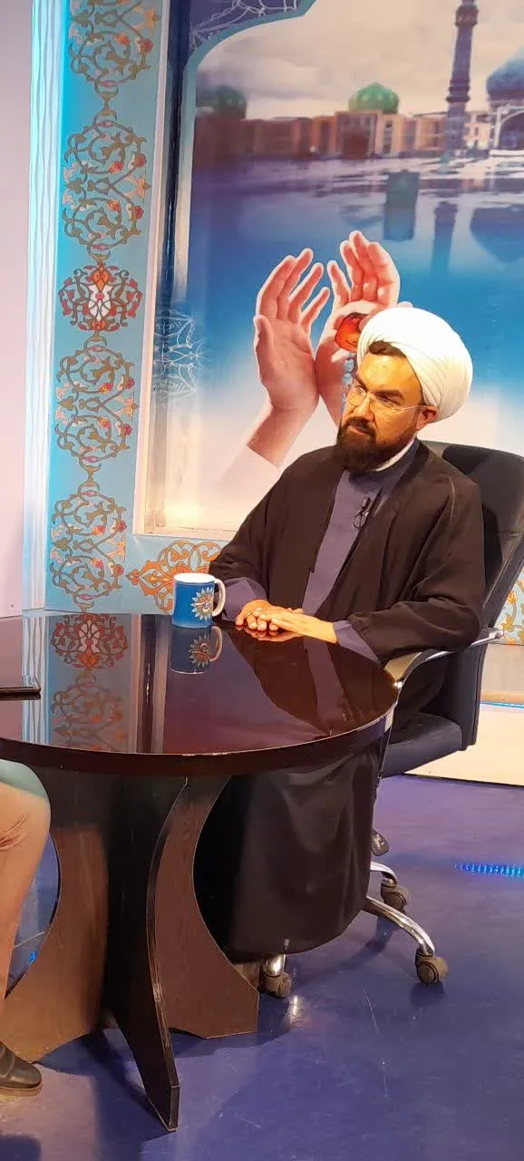 شرکت مدیر ستاد اقامه نماز استان سمنان در برنامه های صدا و سیما در طول نوروز 1402