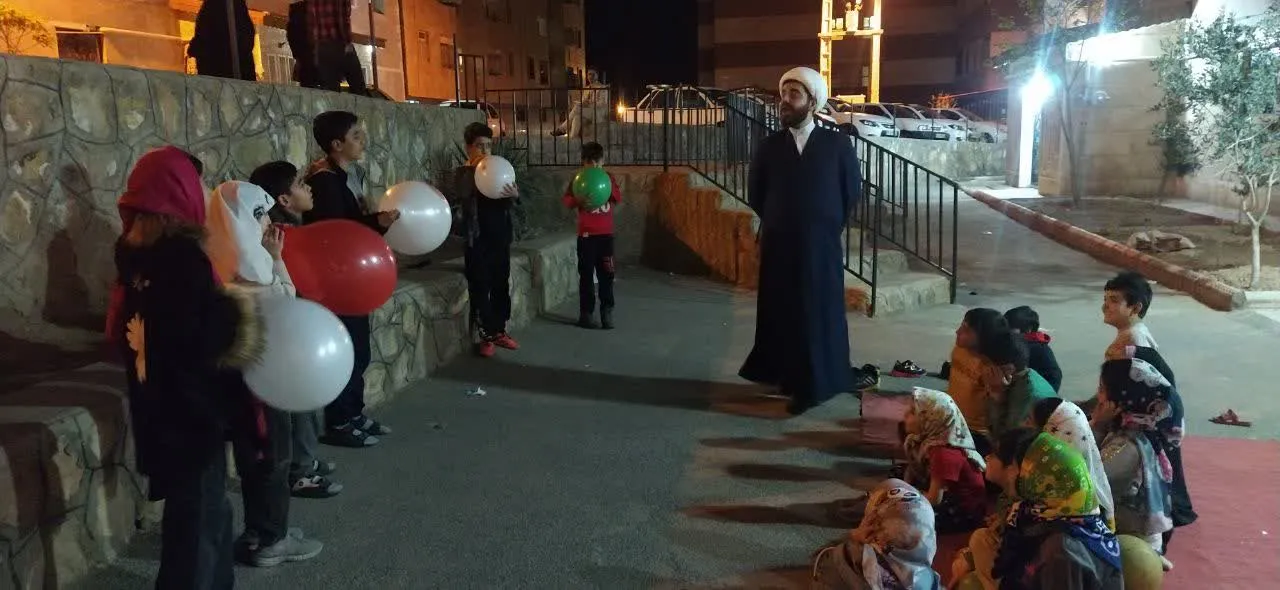 برگزاری جلسات فرهنگی.نماز جماعت و افطار در بوستانهای سمنان