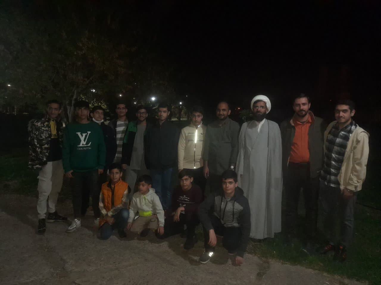 برگزاری جلسات فرهنگی.نماز جماعت و افطار در بوستانهای سمنان