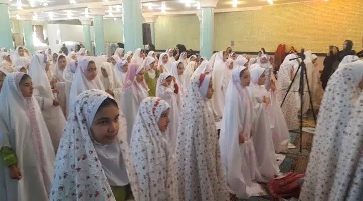 جشن فرشته های دانش آموزان دختر شهرستان تخت سلیمان