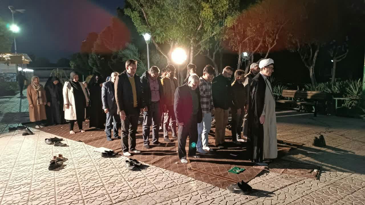 بوستانهای قم میزبان اقامه نماز جماعت در روز طبیعت