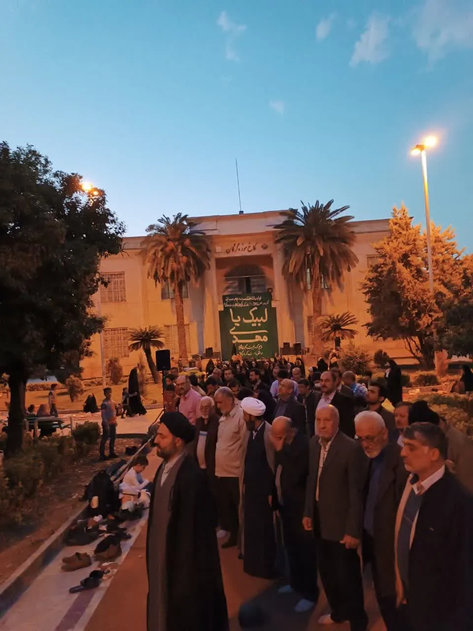 زیارت آل یاسین و محفل انس با قرآن کریم در پارک شهر گرگان