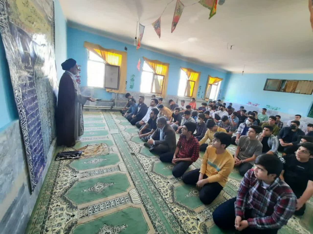 نشست شیوههای دعوت به نماز ویژه دانش آموزان دوره متوسطه شهرستان دهلران