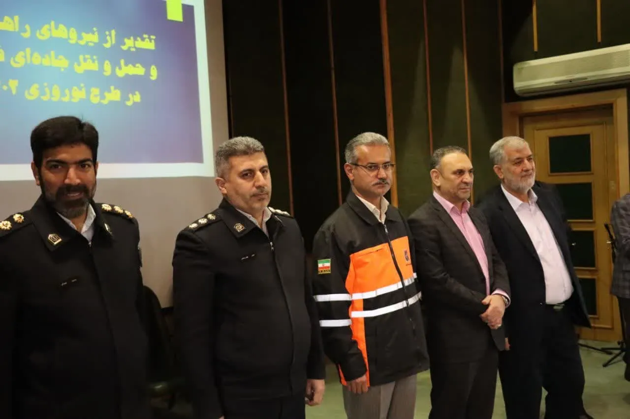 مراسم تقدیر از فعالان و خادمین پویش همراهان سفر ایمن در گلستان