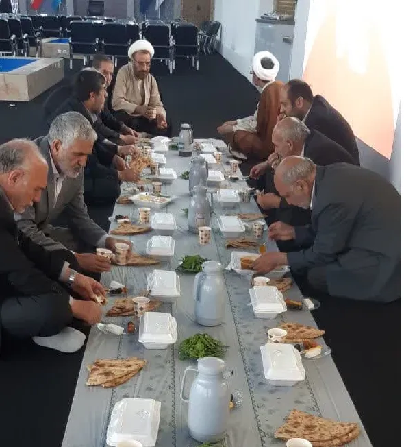 بازدید دبیر و اعضاء مجمع خیرین مسجدساز قم از نمایشگاه مسجد جامعه پرداز