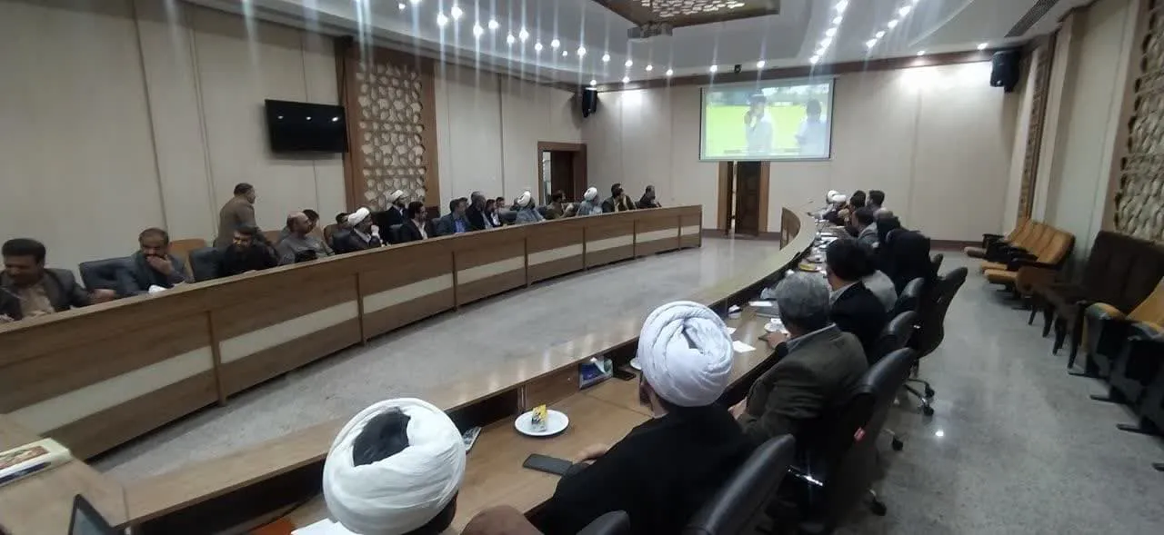 جلسه توجیهی اعضای هئیت داوری استان و شهرستان های همدان در خصوص سامانه سجاده باحضور مدیر ستاد اقامه نماز استان همدان برگزار گردید