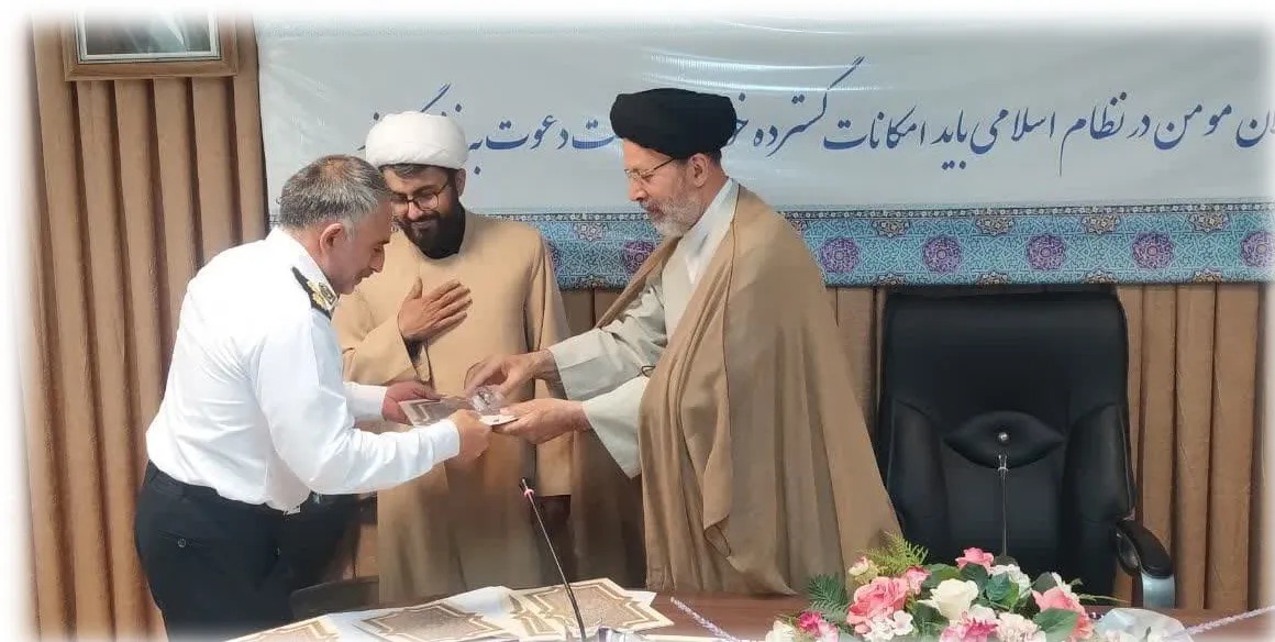 جلسه آسیب شناسی و تجلیل از برگزار کنندگان نماز عید فطر باحضور مدیر ستاد اقامه نماز استان همدان برگزار گردید