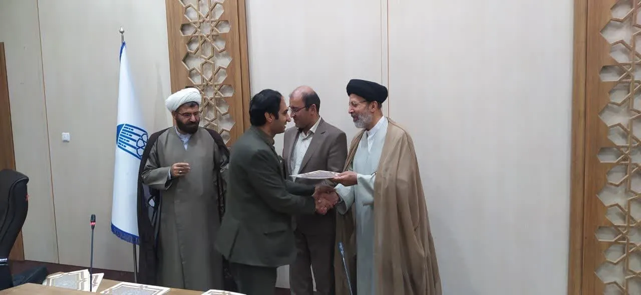 جلسه توجیهی اعضای هئیت داوری استان و شهرستان های همدان در خصوص سامانه سجاده باحضور مدیر ستاد اقامه نماز استان همدان برگزار گردید