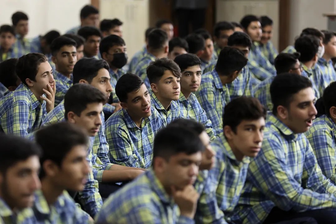 جشن تکلیف دانشآموزان دبیرستان پسرانه شهید سلیمانی قزوین برگزار شد