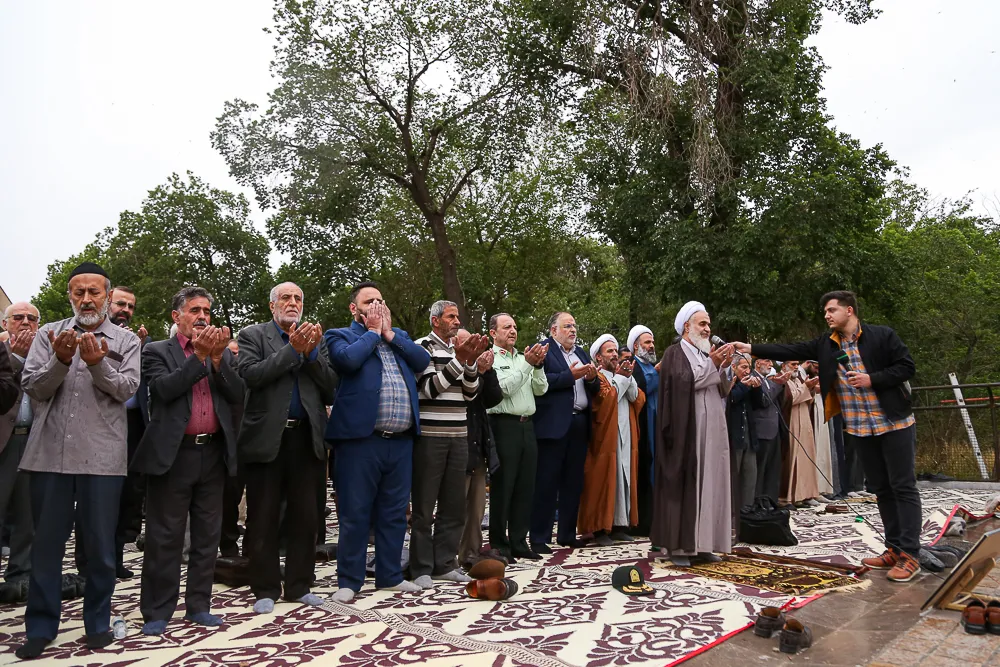 نماز استسقاء (نماز طلب باران) در قزوین اقامه شد