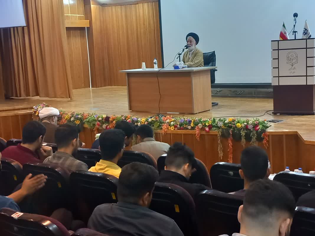 سمینار تخصصی نماز با حضور دکتر بهشتی در البرز