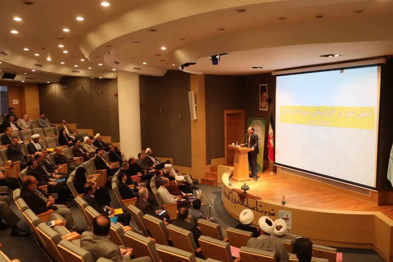 اولین نشست دبیران اقامه نماز دستگاه های اجرایی خراسان رضوی در سال 1402 تشکیل شد
