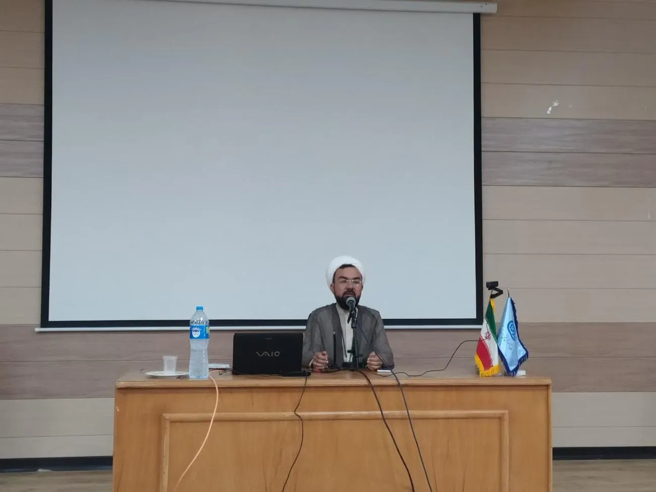 جلسه مدیر ستاد اقامه نماز استان سمنان با روسا و معاونین سازمان فنی و حرفه ای برگزار شد