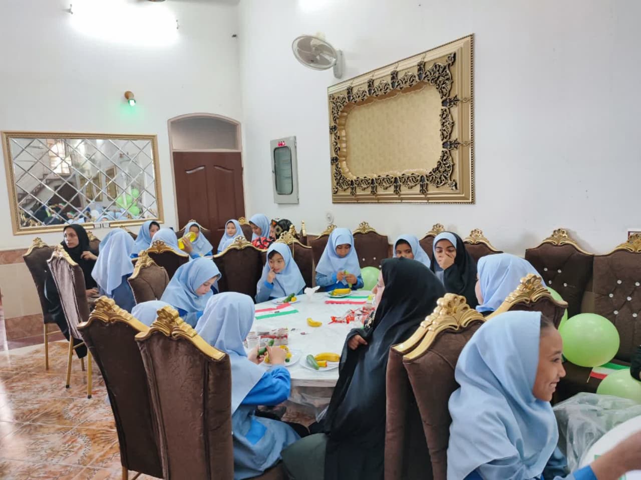 گزارش تصویری از جشن تکلیف دانش آموزان مناطق محروم جعفرآباد با همکاری بانک تجارت